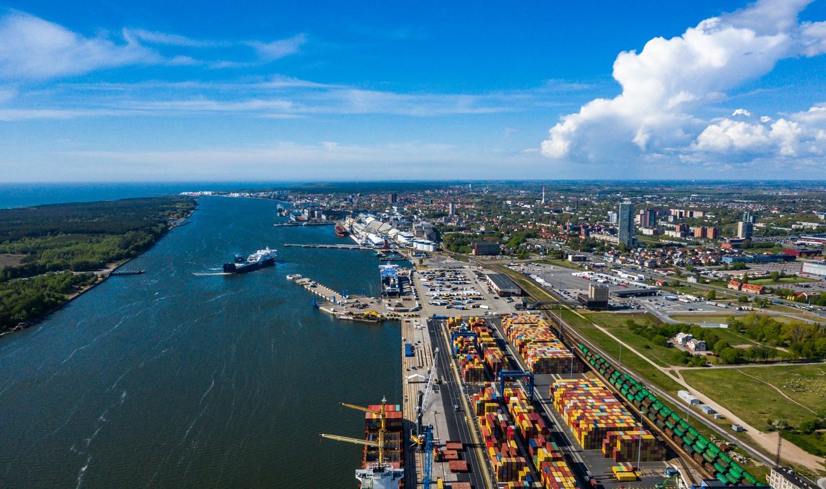 SHIPPING FROM LITHUANIA TO USA 