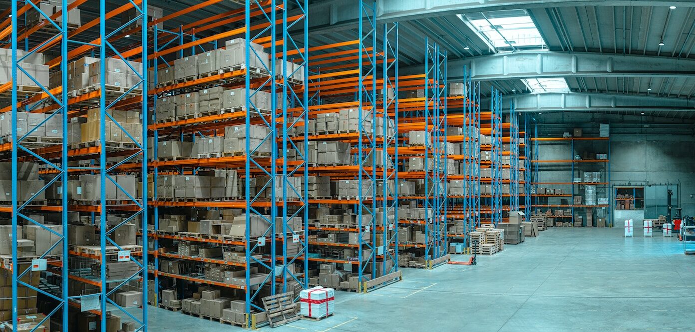 fulfillment center vs warehouse